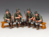 WW2 Wehrmacht Sitting Soldiers