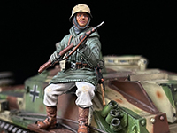 Tank Rider w/Rifle A